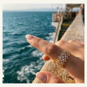 Delicate Floral Link Band