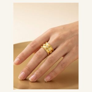 Rounded Stud Wide Band