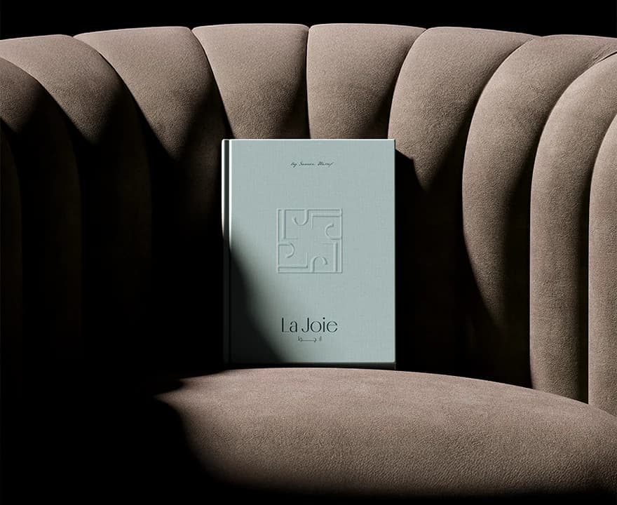 LA JOIE — 2